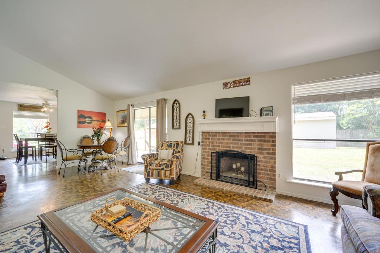 Mcqueeney Vacation Rental About 10 Mi To New Braunfels المظهر الخارجي الصورة